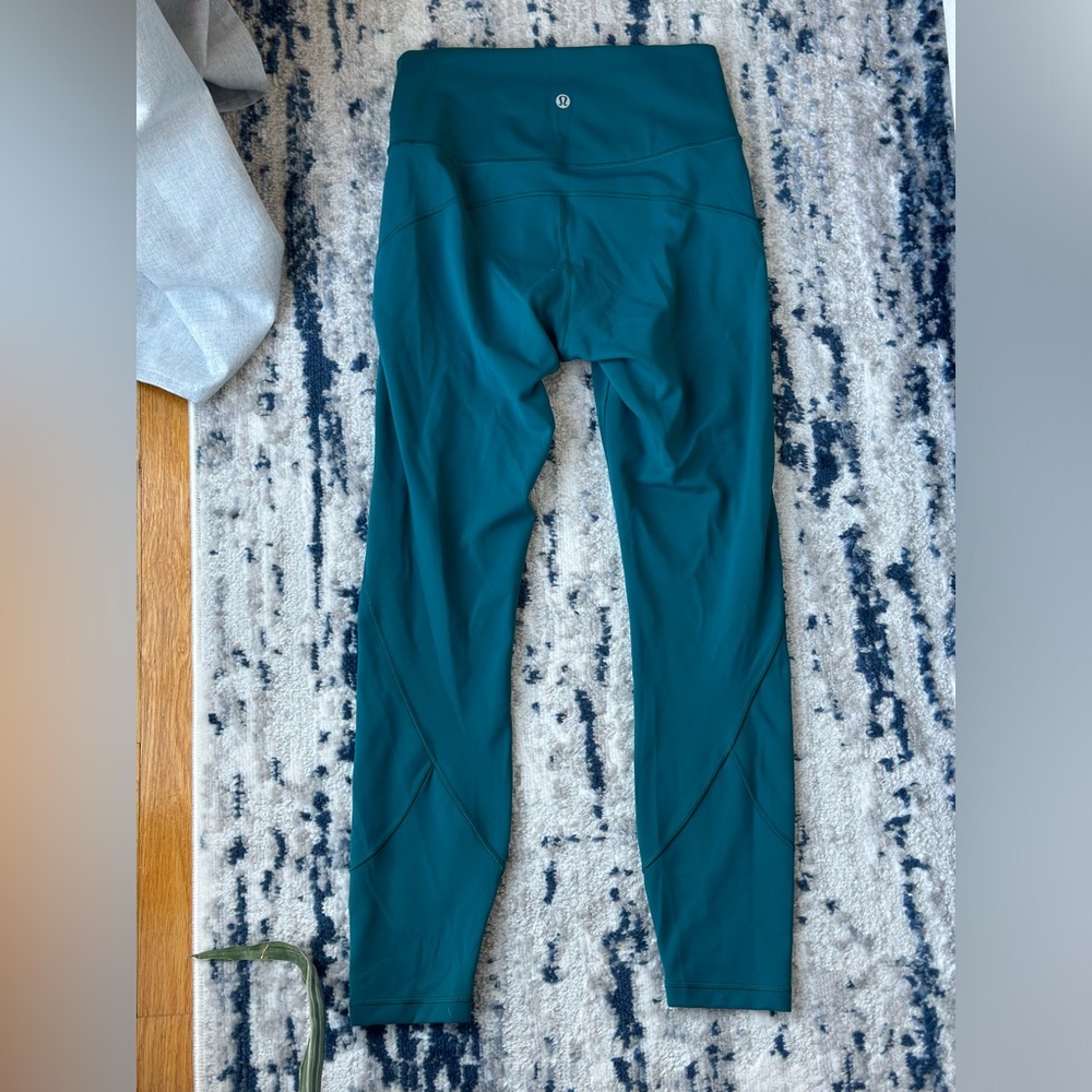 Lululemon In Movement Tight 25"